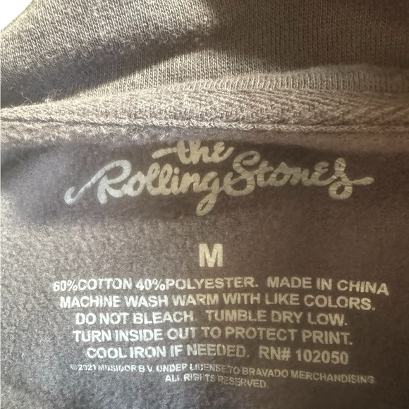 Rolling Stones grey quarter zip crop long sleeve top - Picture 2 of 4